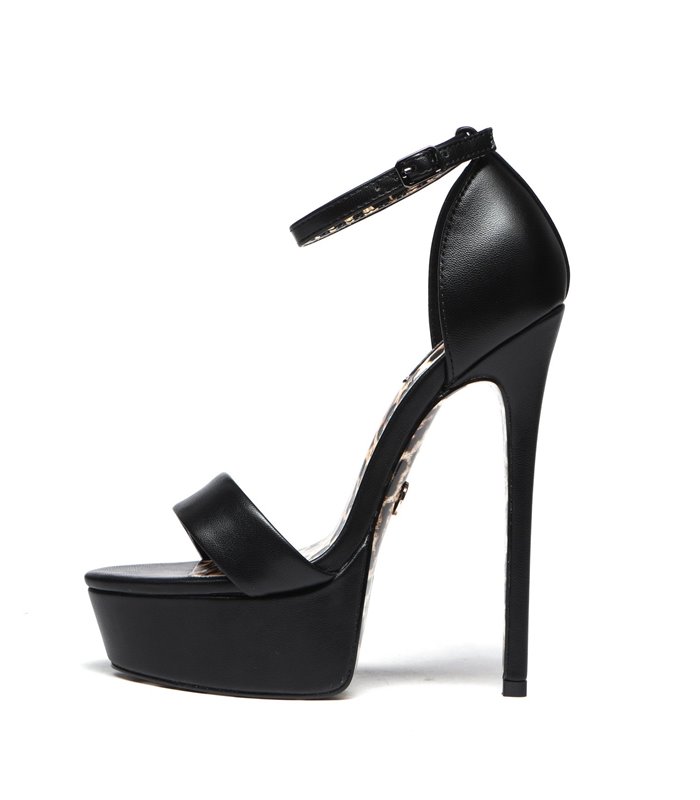 Giaro Plateau Pumps KITTY Black Matte