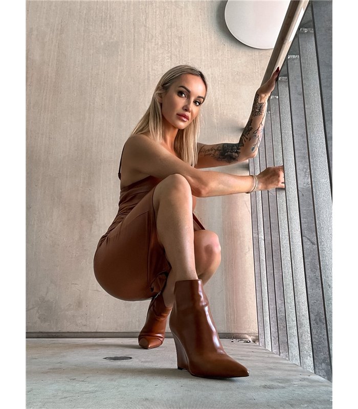 Giaro Enkellaarsjes EBBA Bruin Mat