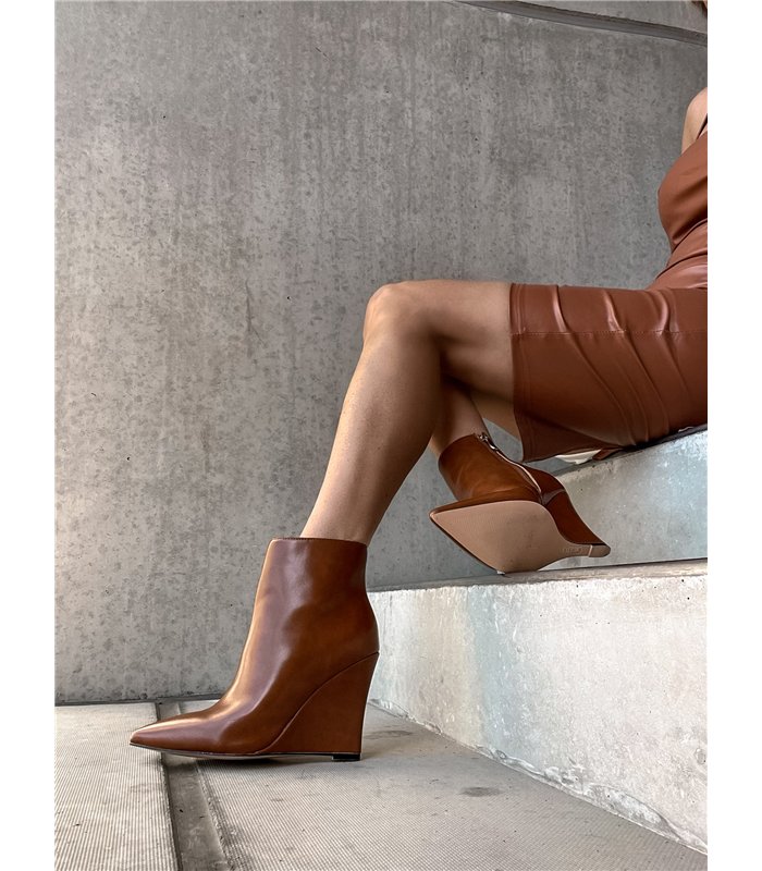 Giaro Stiefelette EBBA Braun Matt